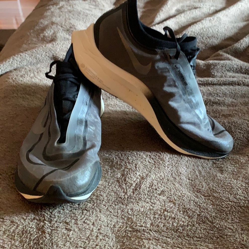 Nike Zoom Fly 3
